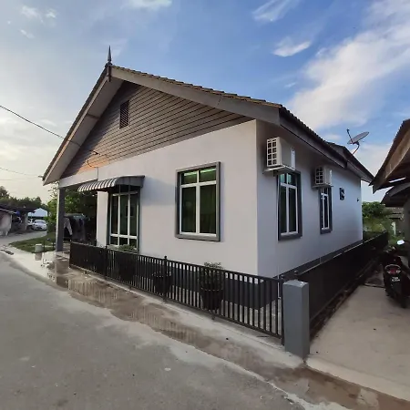 Desa Hana Homestay Kuala Terengganu Exterior photo